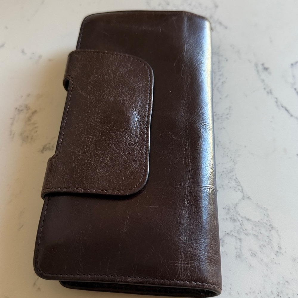 HOBO Trifold Leather Wallet in Brown Leather
